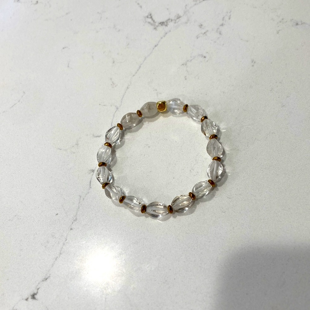 Gold & Ice 🧊 with everything nice bracelet. Clear Quartz